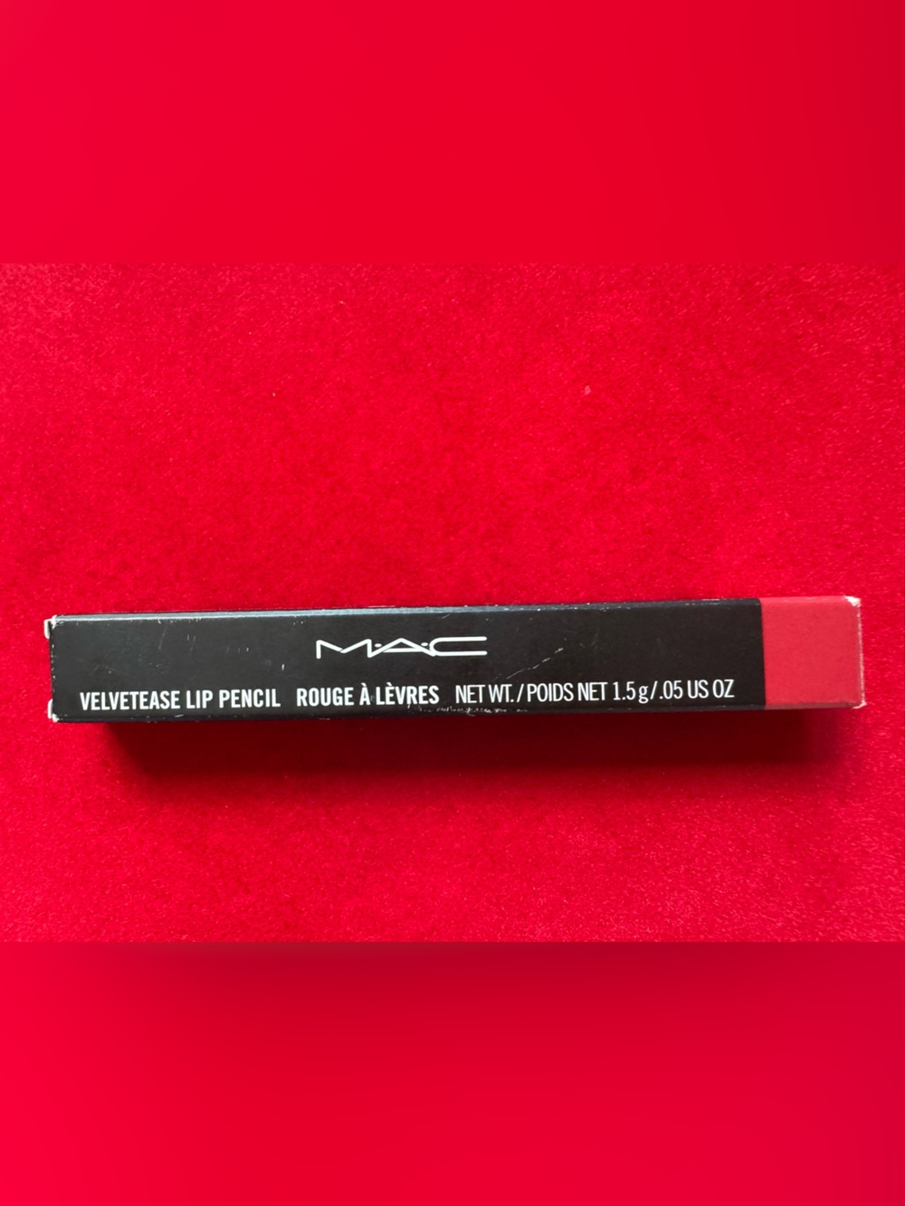 MAC Velvetease Ready to Go Red lip pencil brand new